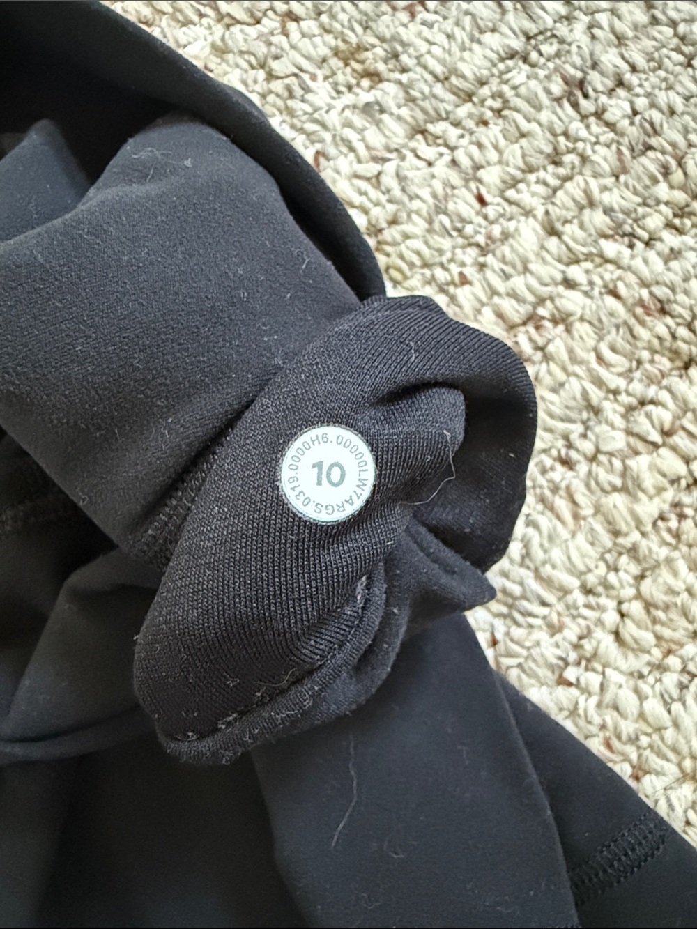 Lululemon HR Align Shorts - Picture 3 of 4